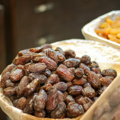 close-up-dried-fruits-sale-market